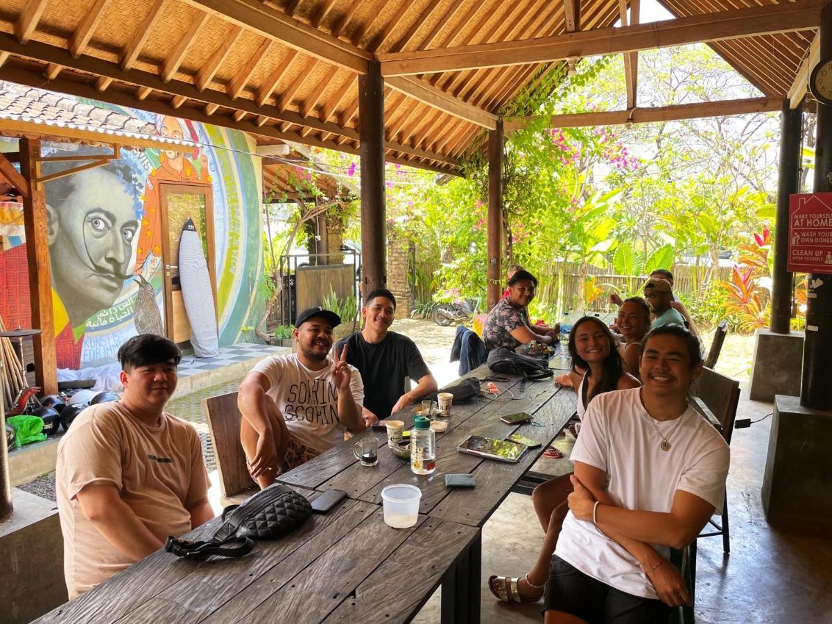Da Housetel Kuta Hostel Kuta Lombok Buitenkant foto